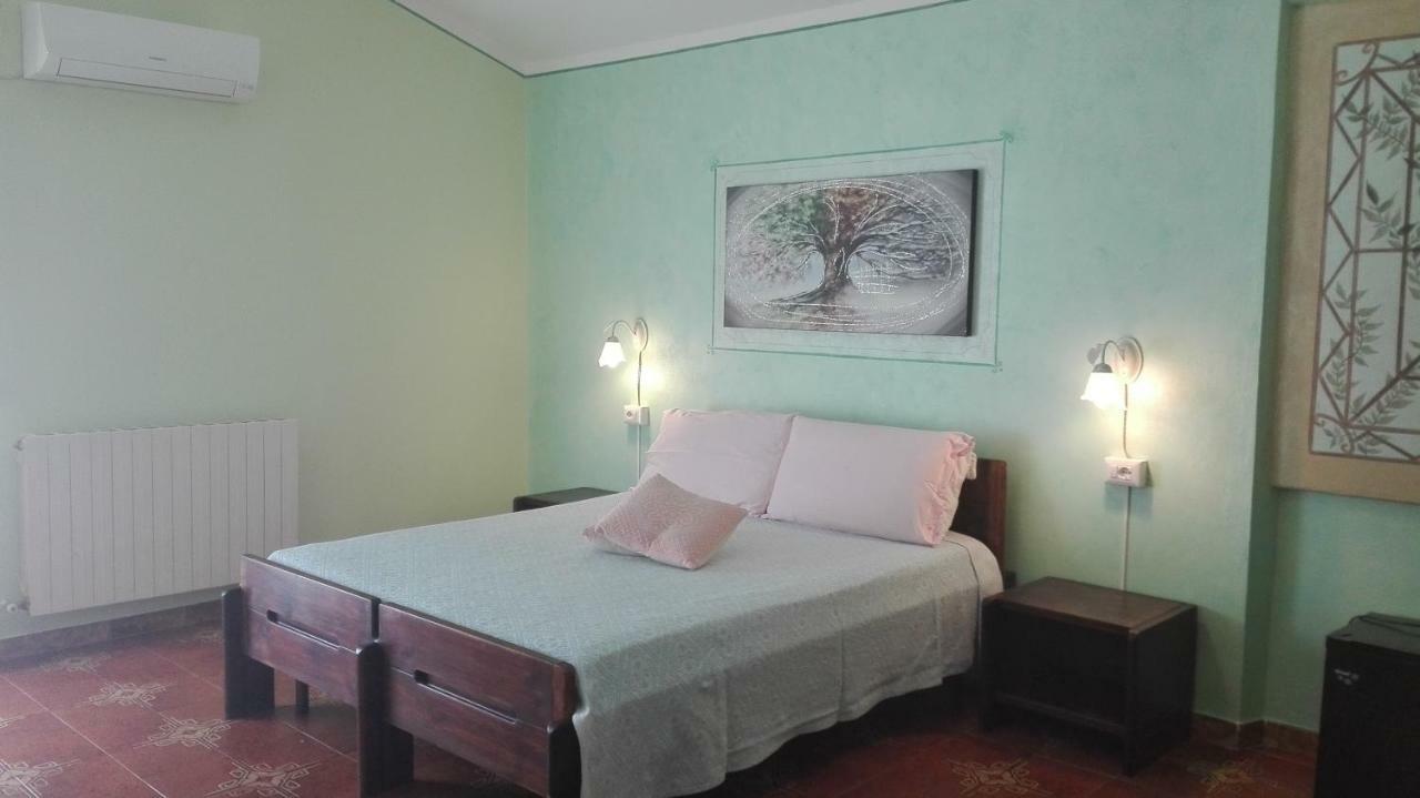 Agriturismo Monte Pino Telti Екстер'єр фото