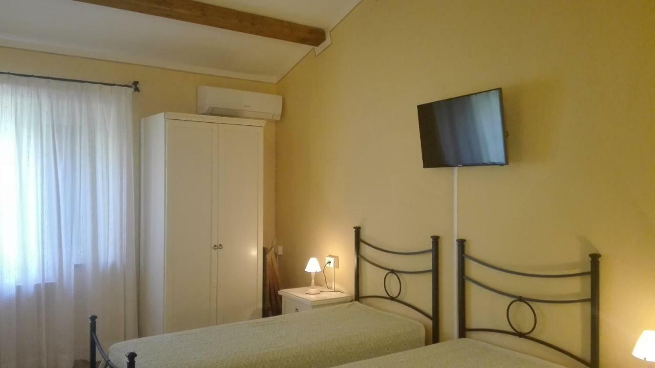 Agriturismo Monte Pino Telti Екстер'єр фото